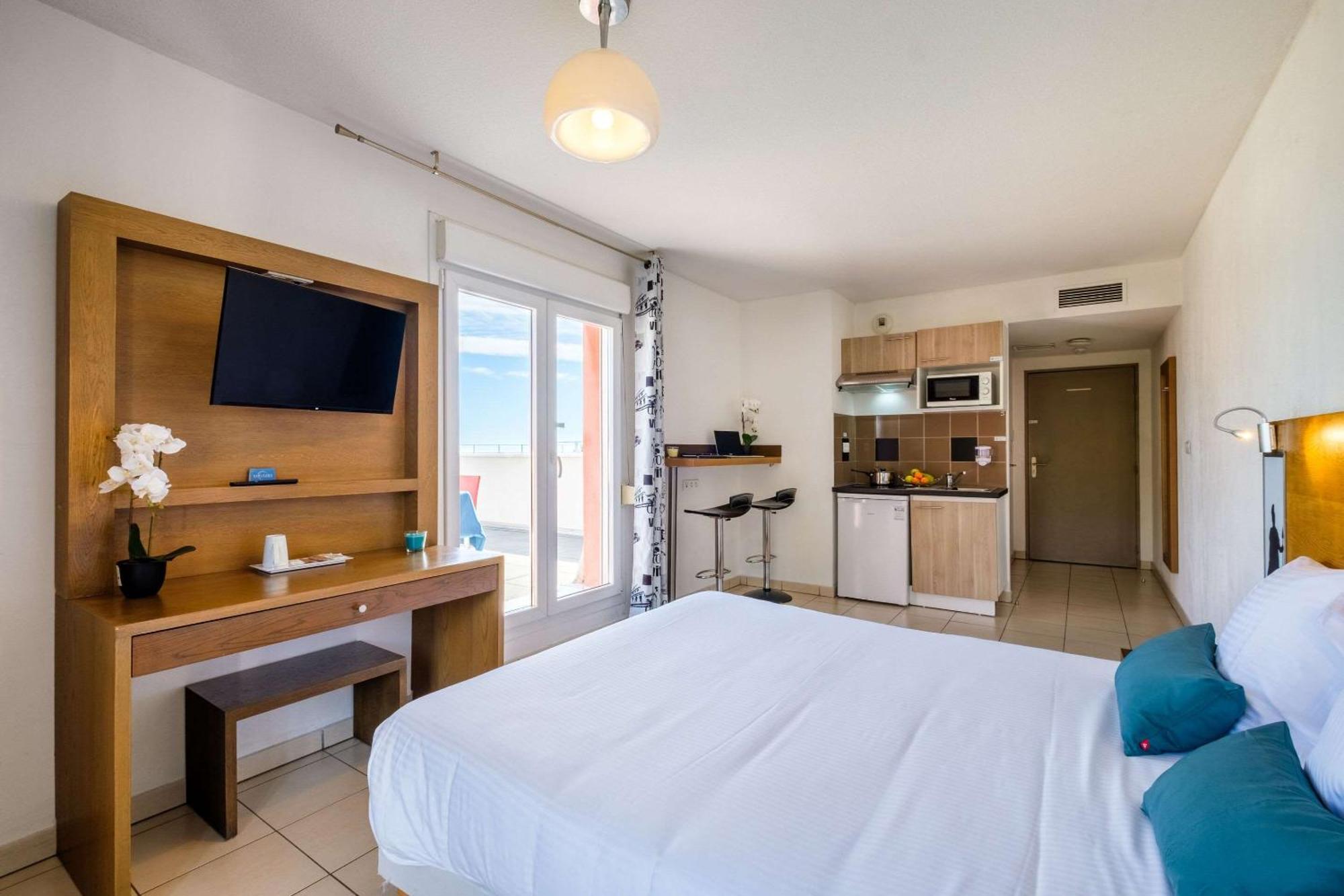 Comfort Aparthotel Antibes Le Maestria Eksteriør bilde