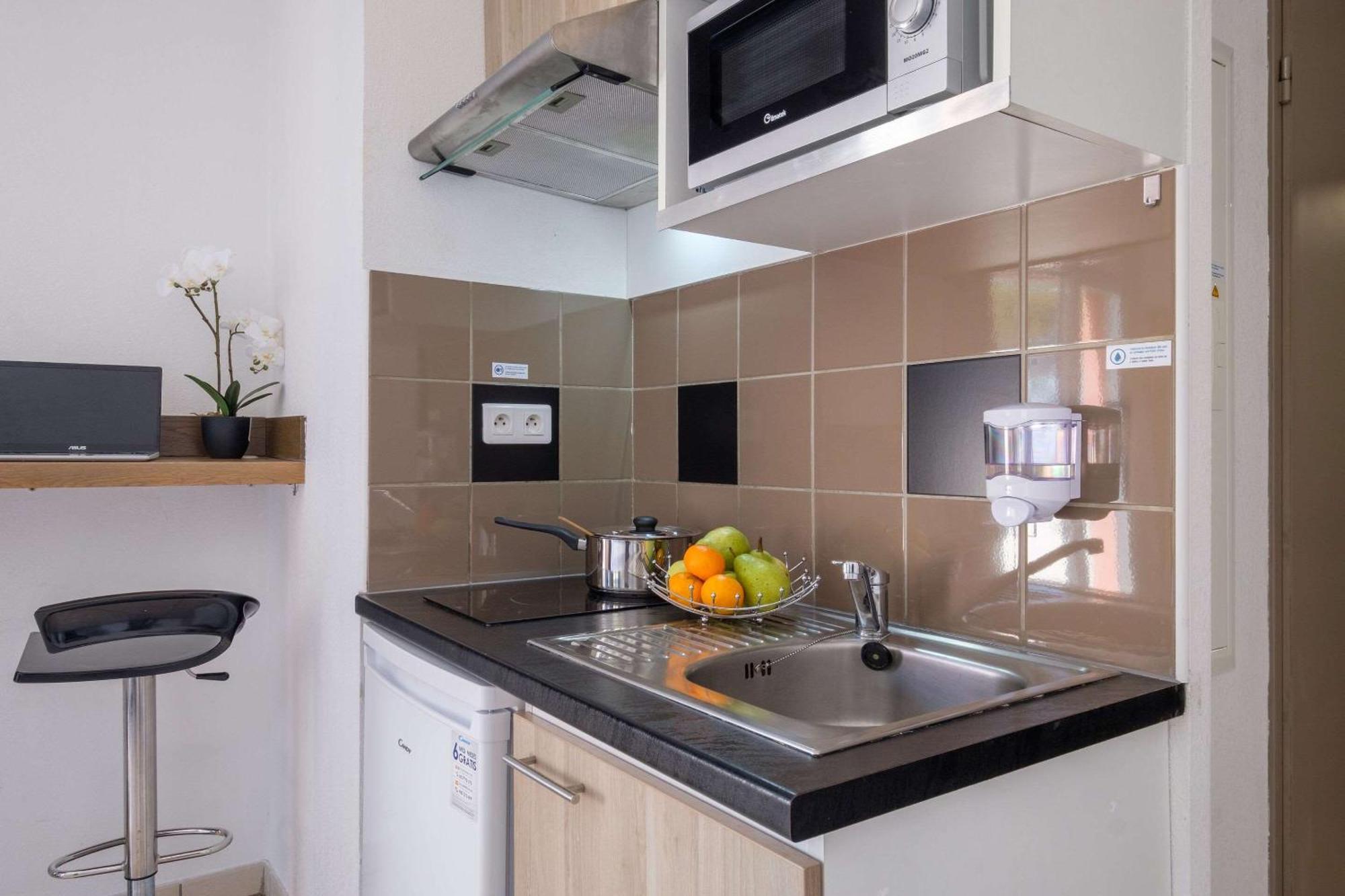 Comfort Aparthotel Antibes Le Maestria Eksteriør bilde