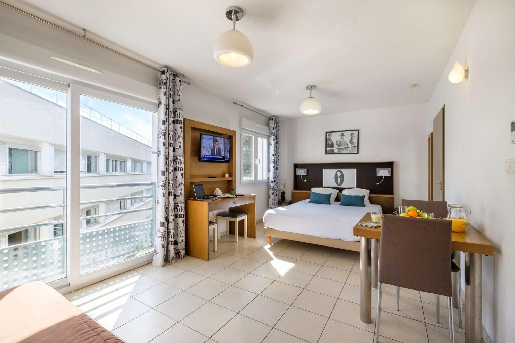 Comfort Aparthotel Antibes Le Maestria Eksteriør bilde